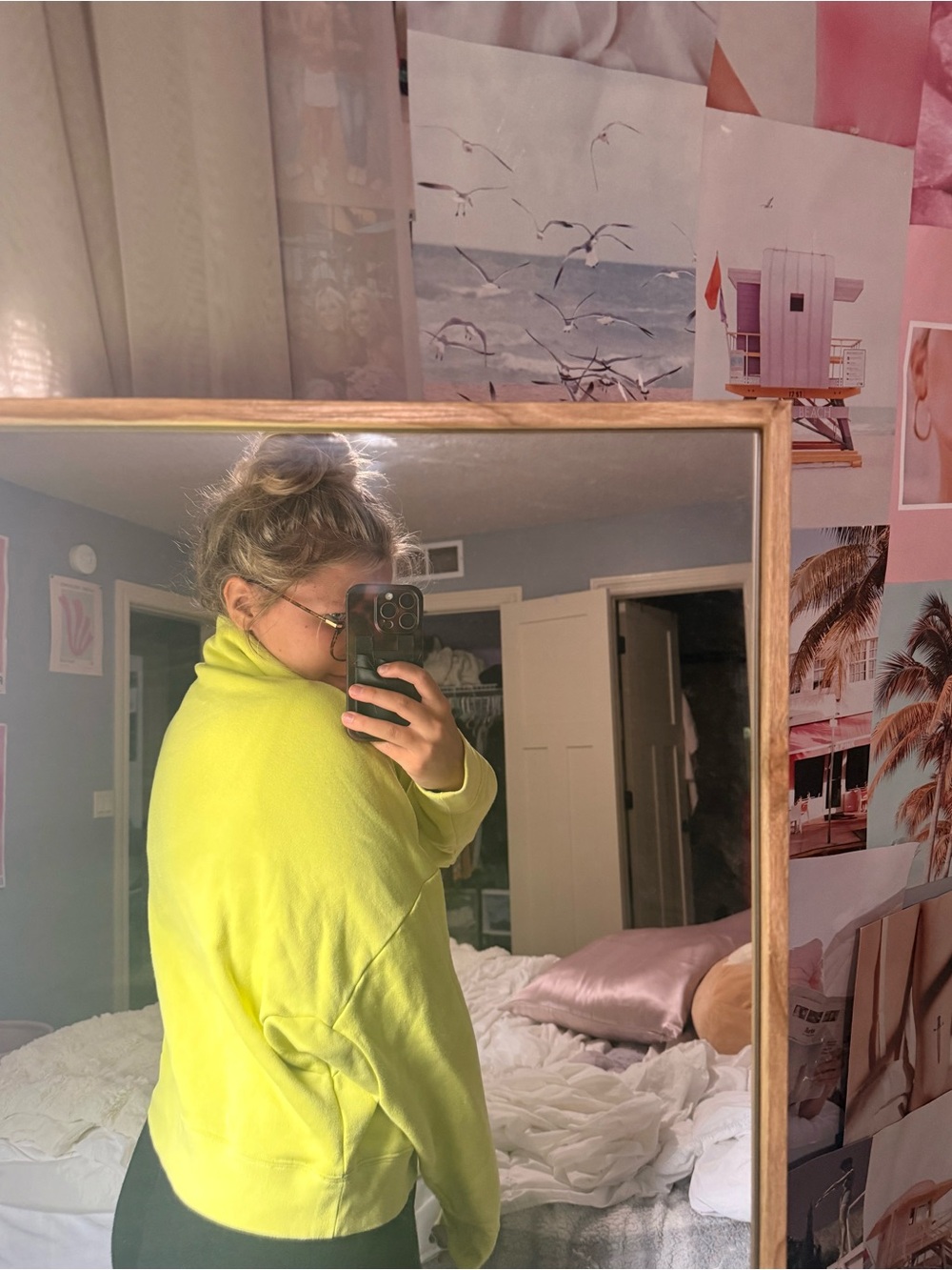 Under Armour large  Women's Neon Lime Quarter-Zip Sweatshirt - Picture 2 of 3